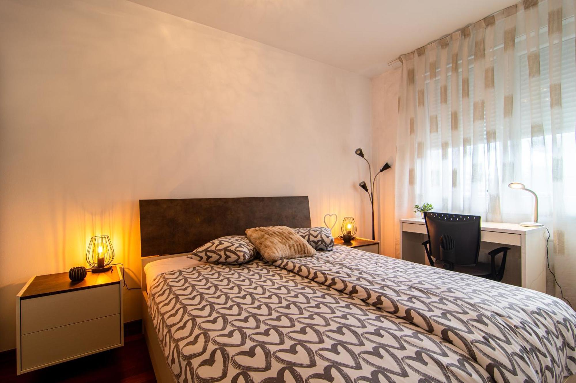 Apartment Flexible Selfcheckins 75 - - Garage - Loggia - New Zagreb